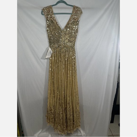 NWT $798 Mac Duggal [ 8‎ ] Sequin & Floral Embellished Evening Gown Gold - Picture 13 of 15